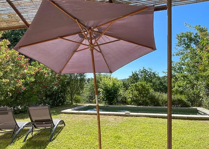 Feriehus In Saint-laurent-de-la-ca *